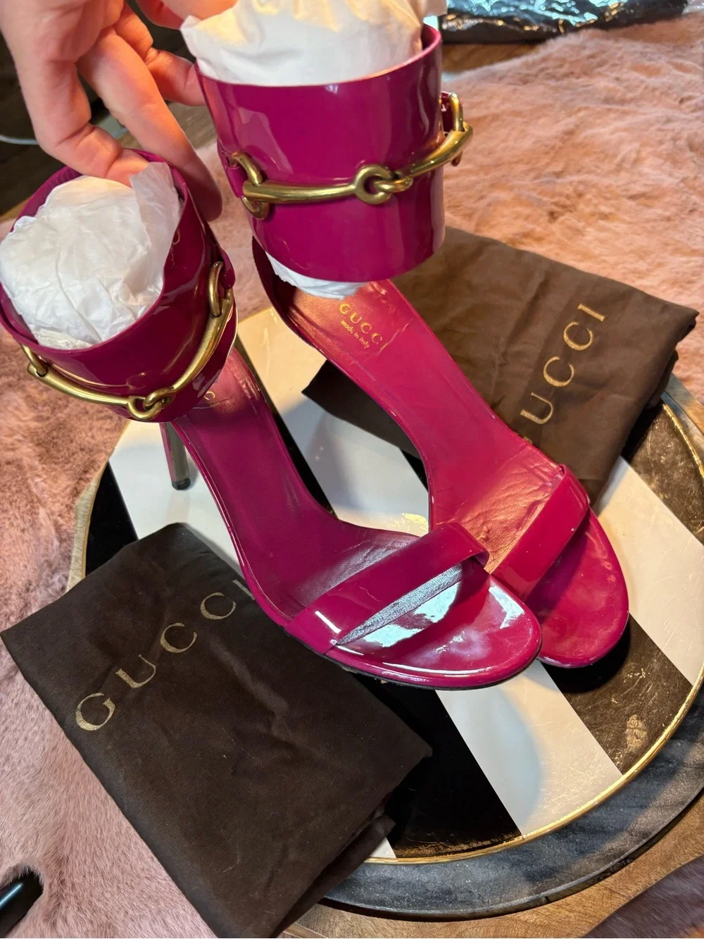 Authentic ICONIC GUCCI Ursula Horsebit Ankle-Strap Sandals. Bright Bougainville
